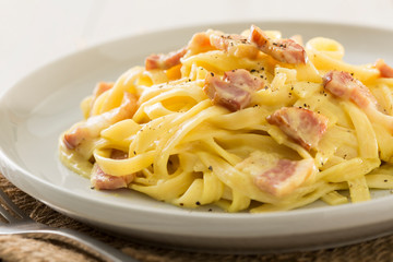 スパゲッティー　カルボナーラ