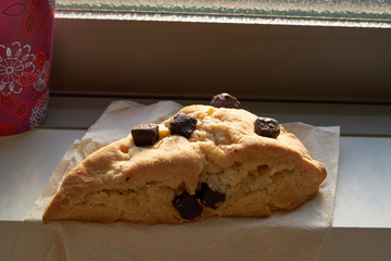 chocolate chip scone