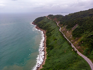 cliffs of hai van pass