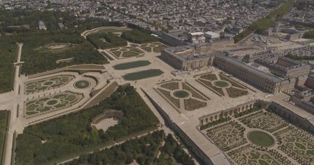 Paris France Aerial v81 Panning birdseye view of Palace & gardens to cityscape view 8/18