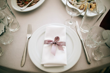 elegant table setting