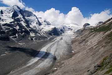 glacier at grossglockner road