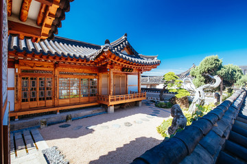 Obraz premium Bukchon Hanok Village in South Korea