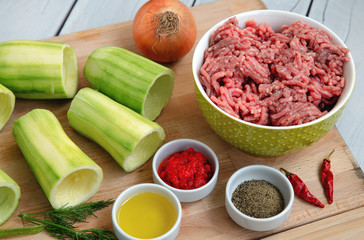 Preparation of stuffed zucchini, inredients 