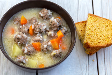 Soup with meatballs and vegetables 