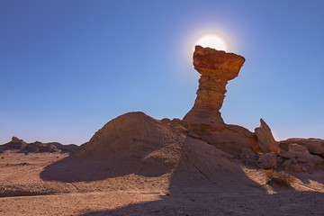 El parque nacional Ischigualasto o Valle de la Luna se encuentra en la Provincia de San Juan -...