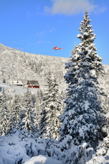 Helikopter nad górami, Tatry Polska © VinyLove Foto