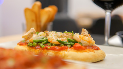 Panini de gambas al horno