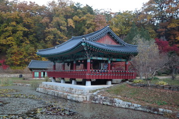 Bulyoungsa Buddhist Temple 