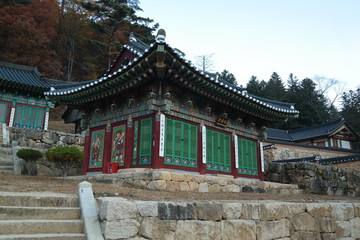 Fototapeta premium Daeseungsa Buddhist Temple