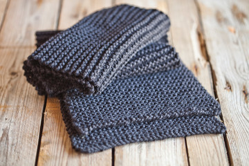 knitted dark grey scarf
