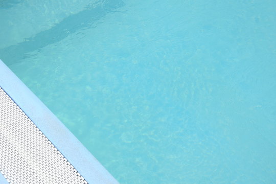 Pool, Schwimmbad, Sommerzeit und Badezeit