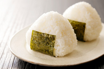 おにぎり　Japanese rice ball