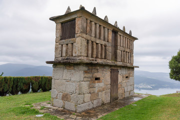 Galician granary in San Roque viewpoint (Viveiro, Lugo - Spain).
