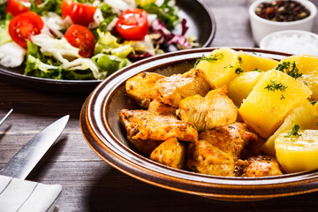 Roast chicken strips and vegetables
