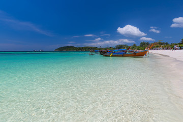 Fototapeta premium Koh Lipe with beautiful beach and blue sky at Koh Khai in Andaman Sea,Tarutao national park , Satun Province,Thailand