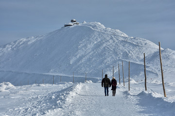 Góra Śnieżka - pasmo Karkonoszy - zima