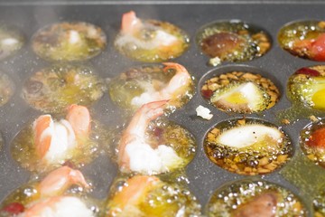 たこ焼き器で作るアヒージョ