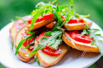 Ready fried croutons with tomatoes