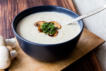 Mushroom cream soup with herbs.