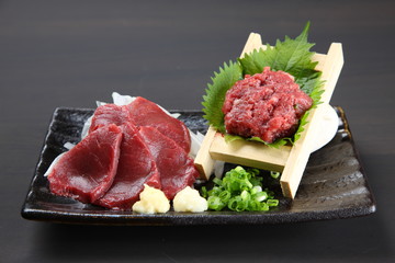 馬刺しと馬肉ユッケ