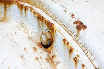 paint of cracked and screws