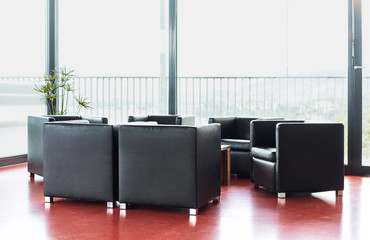Sessel Leder schwarz Glasfront