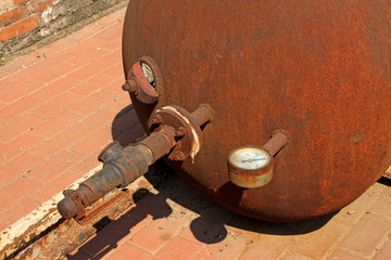oxidation rust metal tank body