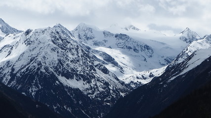 Fototapeta premium Panoramic view of Stubaier Alps - Austria