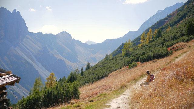 Hiking in Elfer in autumn