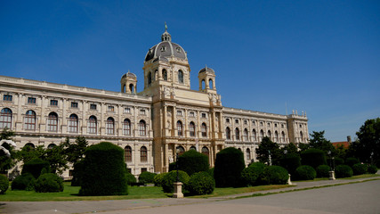 Obraz premium Natural History Museum (Naturhistorisches museum) on Maria Theresa square (Maria-Theresien-Platz), Vienna, Austria. 12 August 2018.