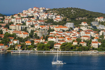Fototapeta premium Overview to the old town of Dubrovnik, Croatia.