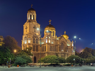 Fototapeta na wymiar Cathedral of the Dormition of the Mother of God in Varna at dawn, Bulgaria. The cathedral was built in 1880-1886.