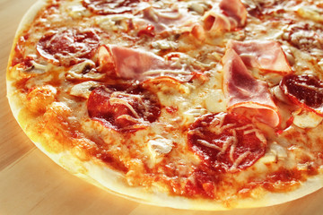 Italian Pizza Restaurant Menu - Pizza with pepperoni, ham, mushrooms and cheese