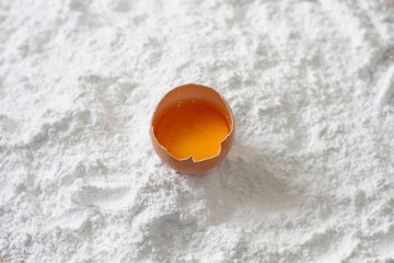 egg on flour preparation cooking for bakery cake 