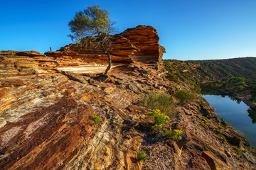 sun over natures window loop trail, kalbarri national park, western australia 3