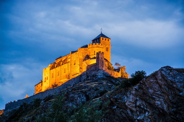 Fototapeta premium Schloss Tourbillon, Sion, Wallis, Schweiz