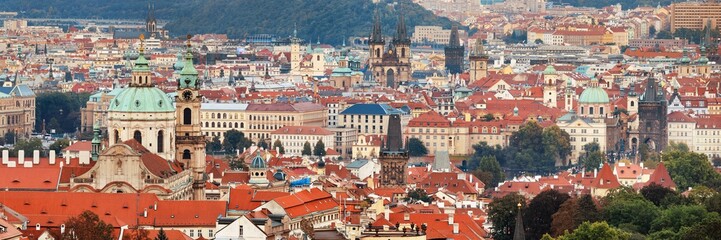 Fototapeta na wymiar Prague skyline rooftop view panorama