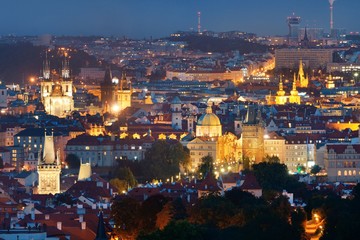 Fototapeta na wymiar Prague skyline rooftop view at night