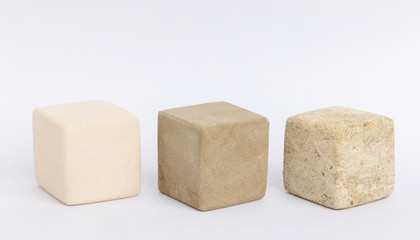 Cubi in pietra