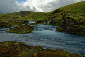 Obraz na płótnie Canvas Wasserfall an der F208, Island