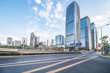 Fototapeta na wymiar Shenzhen urban architecture and urban traffic roads
