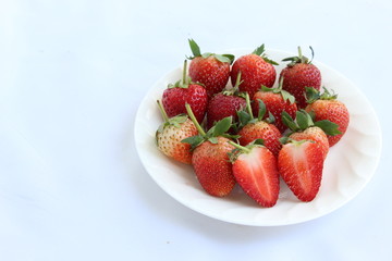 fresh strawberries in a bowl