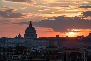 Fototapeta na wymiar San Pietro al tramonto 