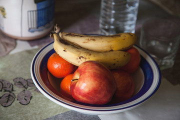 Frutas en la mesa