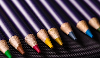 set di matite colorate per disegno