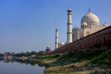 Fototapeta na wymiar View of Taj Mahal from Yamuna river, Agra, Uttar Pradesh, India