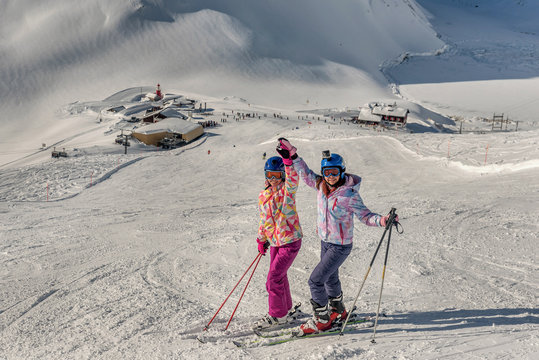 Sedrun Bilder – Durchsuchen 216 Archivfotos, Vektorgrafiken und Videos ...