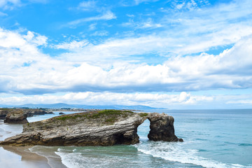 Fototapeta premium Natural rock arches on Cathedrals beach
