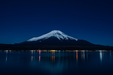 Nightview Of Mount Fuji From Lake Yamanaka In Winter 山中湖からの冬の富士山夜景 Wall Mural Motive56